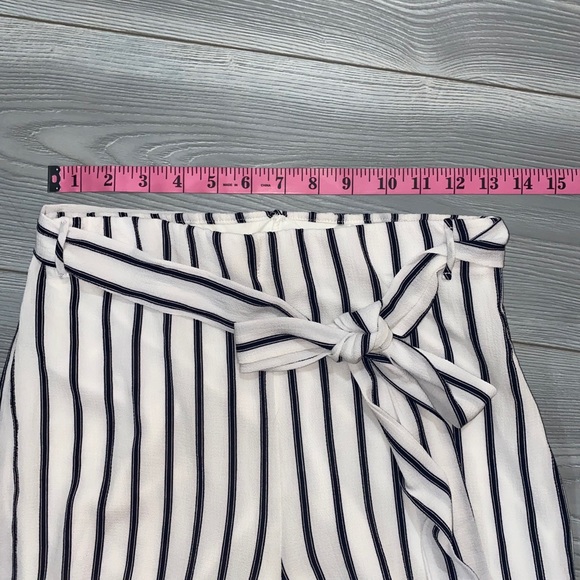 2-Piece Set - Picture 7 of 10